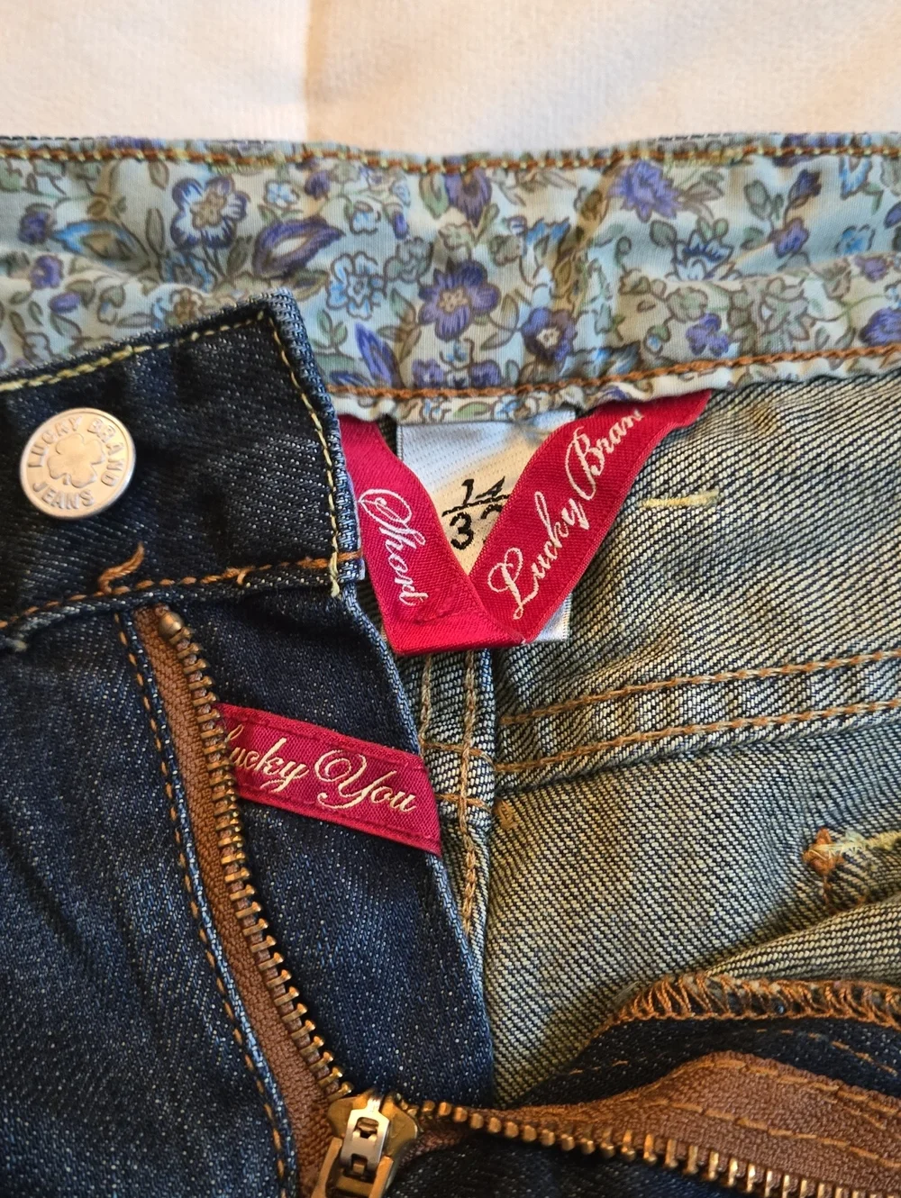 Lucky Brand Women's Dark Blue Denim Jeanshorts with Sunburst Pocket Embroidery